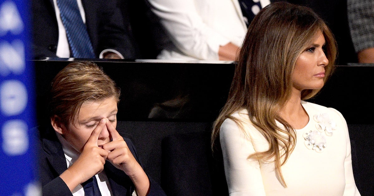 barron-trump-melania-trump-yawning-2-zoom-658e4b83-a85f-41e3-a276-e140b7389c34