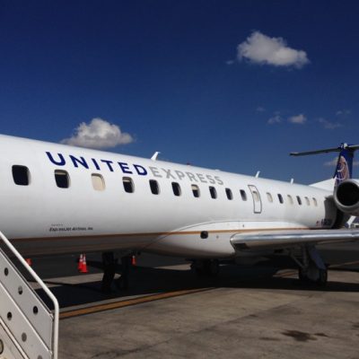 united_airlines_economy_class_erj145_leon_to_houston_01