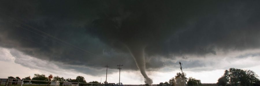 TOPSHOT-US-WEATHER-TORNADO