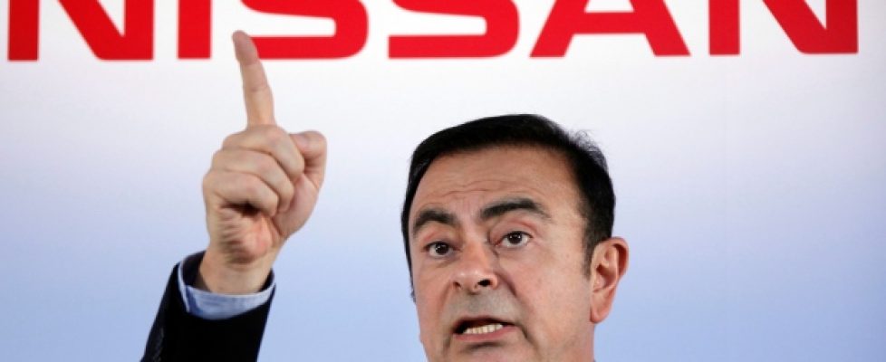 Carlos Ghosn, ex presidente de Nissan, afirma que es inocente en la primera comparecencia ante el tribunal desde su arresto en noviembre