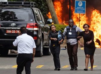 El ataque al hotel de Nairobi terminó con al menos 14 personas muertas