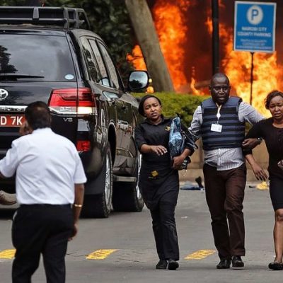 El ataque al hotel de Nairobi terminó con al menos 14 personas muertas