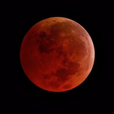 Los telescopios capturan el momento de un impacto de meteorito durante el eclipse lunar