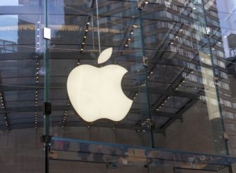 Los ingresos y ganancias de Apple bajan a medida que las ventas de iPhone reciben impacto, pero los servicios de Apple están floreciendo