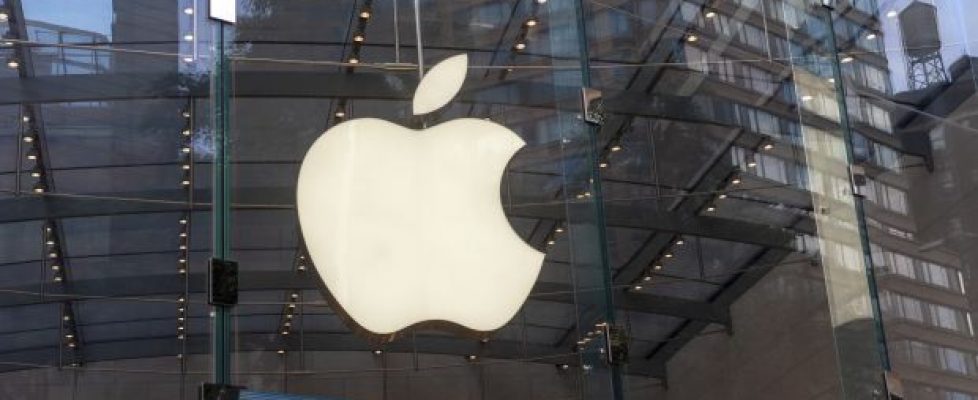 Los ingresos y ganancias de Apple bajan a medida que las ventas de iPhone reciben impacto, pero los servicios de Apple están floreciendo