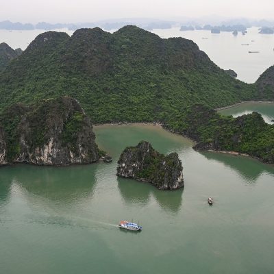 Vietnam lanza Ha Long Heli en la famosa bahía