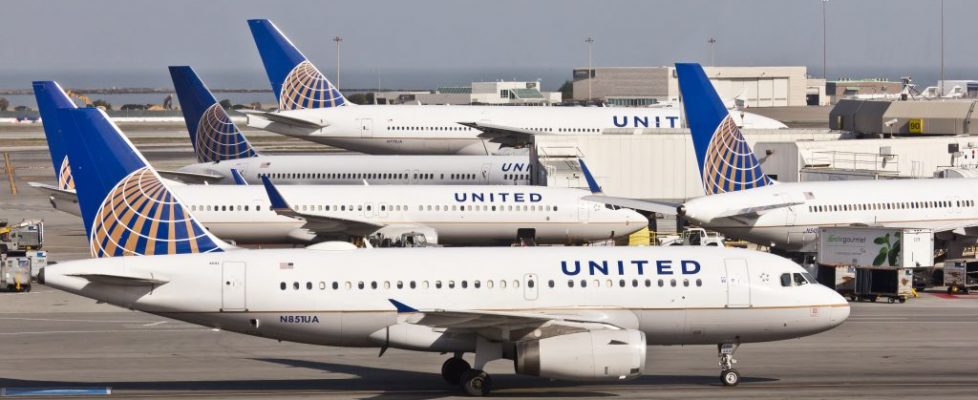 United Airlines expandirá su aplicación ConnectionSaver a más aeropuertos