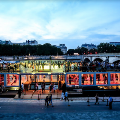 París abrió su primer museo de arte flotante